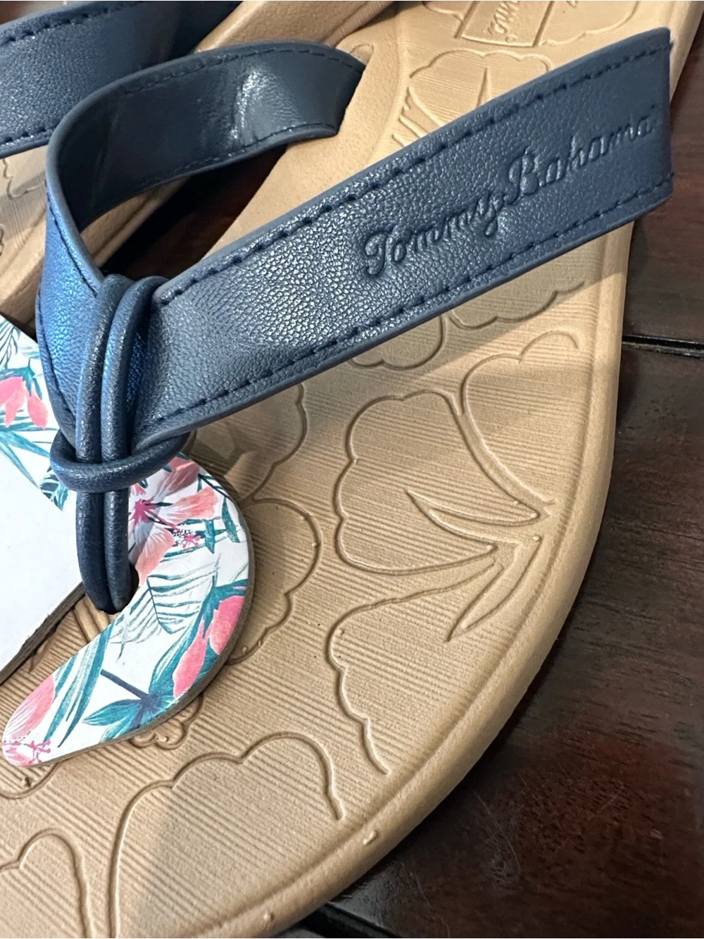 Tommy Bahama Navy Strap Tan Footbed Floral-Embossed Flip Flops